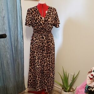 Leopard Print Maxi Dress with Elastic Waist